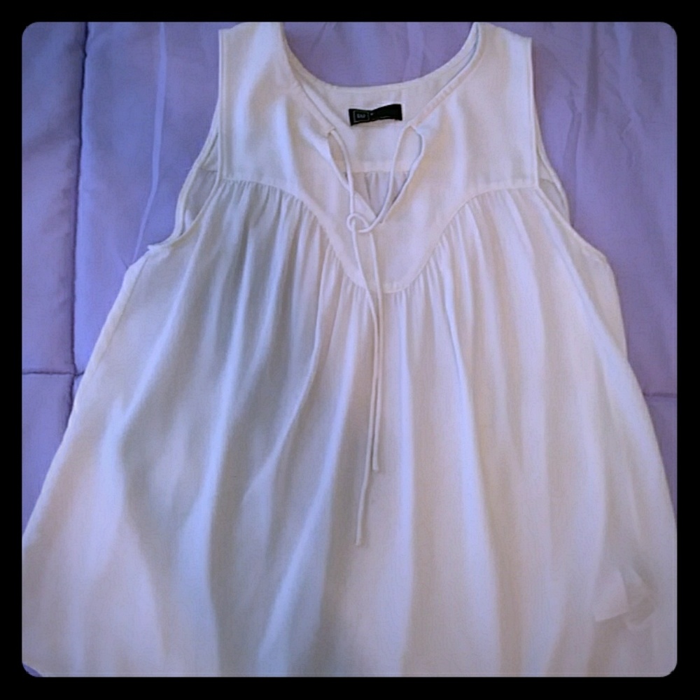 GAP Sleeveless Tie-Neck Blouse